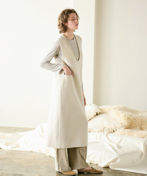boiled wool v neck dress
