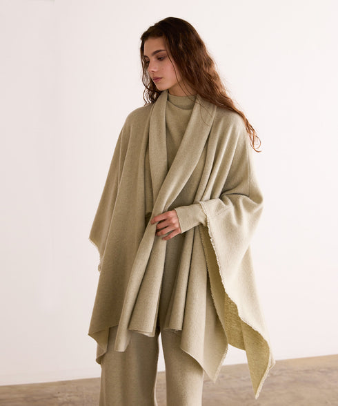 MERINO WOOL PONCHO STOLE