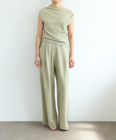 MERINO WOOL ASYMMETRY VEST