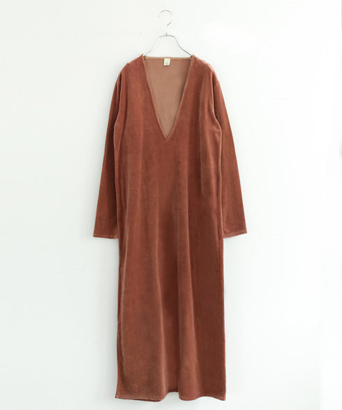 【coming soon】COTTON VELOUR DEEP V-NECK DRESS
