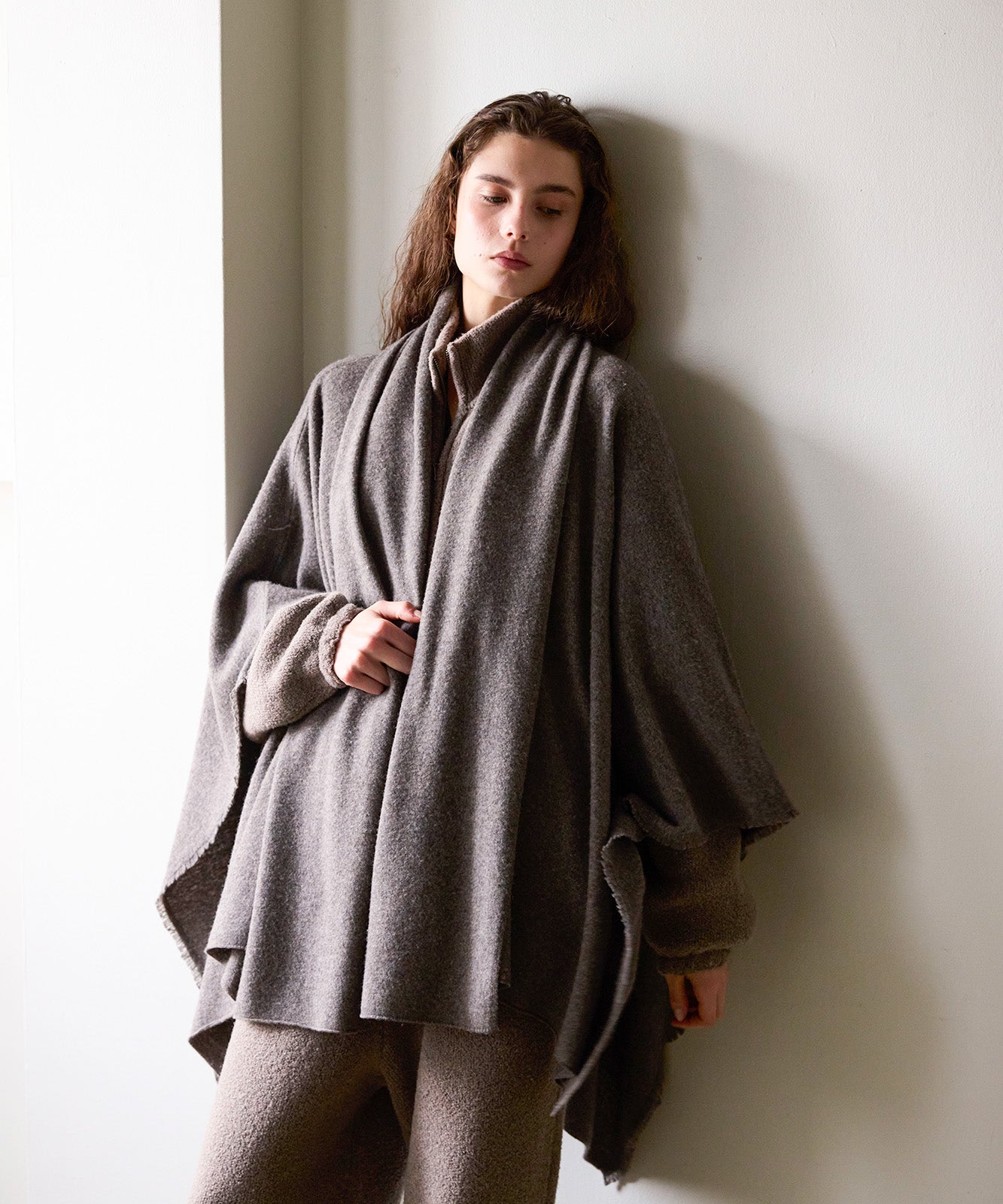 MERINO WOOL PONCHO STOLE – WALANCE OFFICIAL ONLINE SHOP